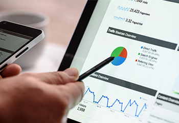 有料ホームページ作成サービス（ツール）の特徴