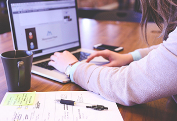 ECサイト構築でCMSを利用するメリット