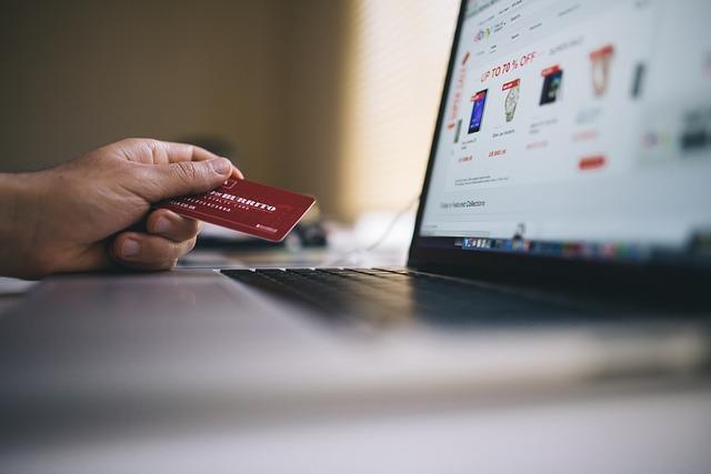 ECサイトの決済方法の利用率の割合